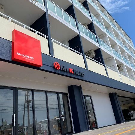 Mr.Kinjo Inn Tomigusuku Екстериор снимка