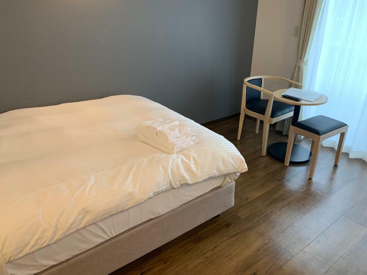 Mr.Kinjo Inn Tomigusuku Екстериор снимка